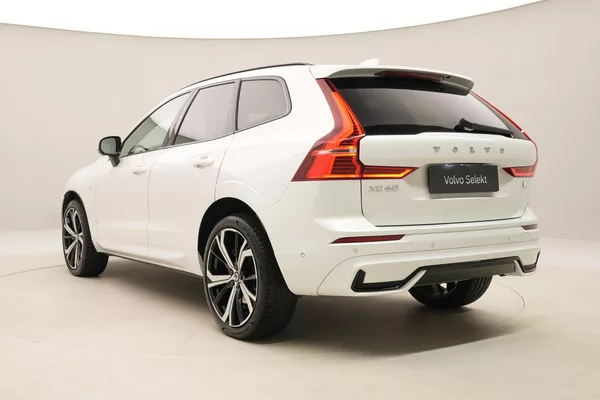 Volvo XC60 T6 AWD RECHARGE DARK PLUS AUT - foto 11