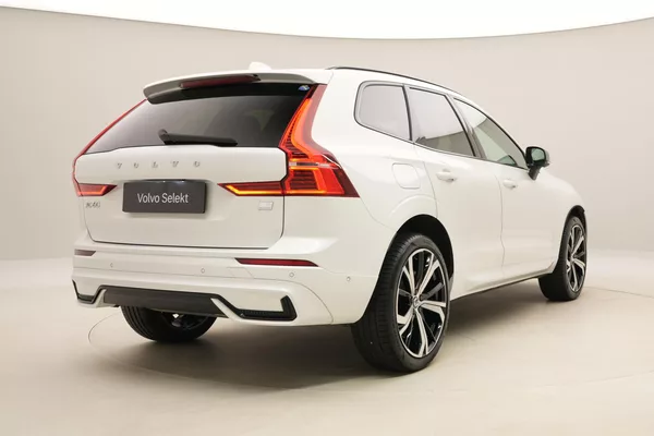Volvo XC60 T6 AWD RECHARGE DARK PLUS AUT - foto 13