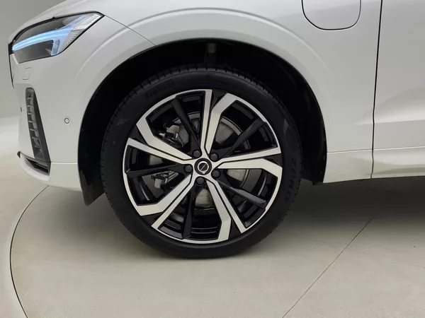 Volvo XC60 T6 AWD RECHARGE DARK PLUS AUT - foto 39