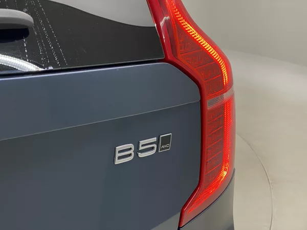 Volvo XC90 B5 AWD DARK PLUS AUT CZ - foto 39