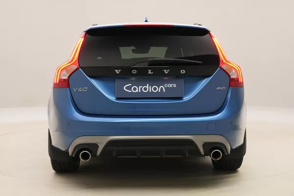 Volvo V60 D4 AWD R-DESIGN AUT - foto 11