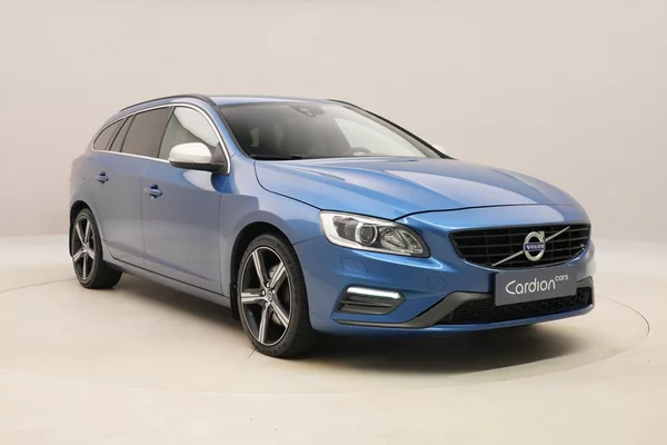 Volvo V60 D4 AWD R-DESIGN AUT - foto 14