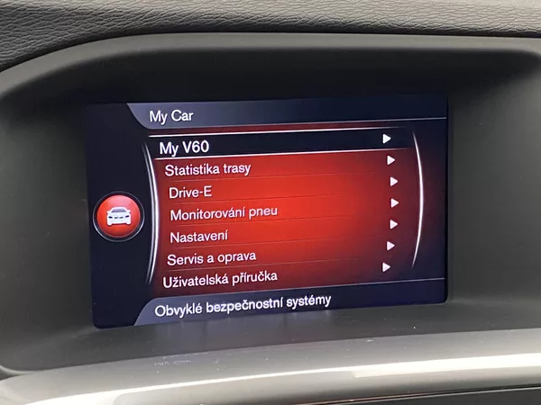 Volvo V60 D4 AWD R-DESIGN AUT - foto 36