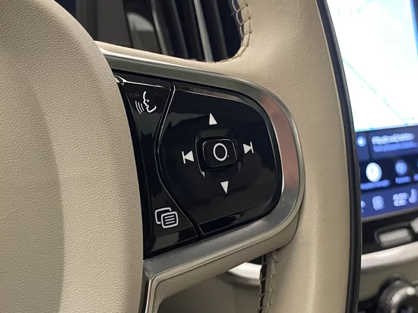 Volvo V60 T6 RECHARGE BRIGHT ULTIMATE - foto 21
