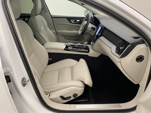 Volvo V60 T6 RECHARGE BRIGHT ULTIMATE - foto 24