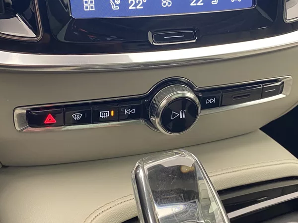 Volvo V60 T6 RECHARGE BRIGHT ULTIMATE - foto 29