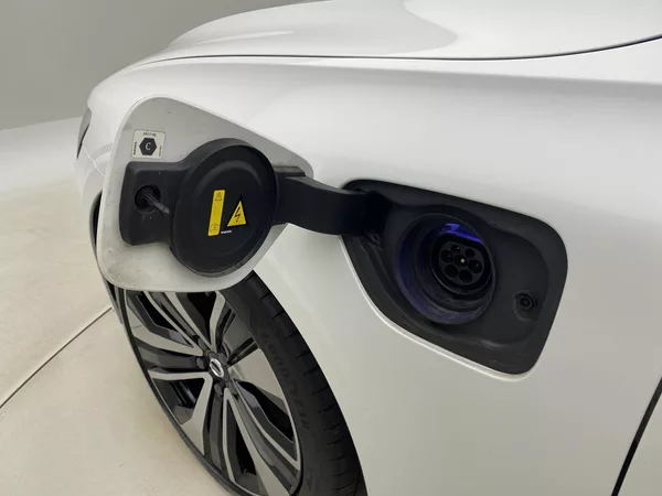 Volvo V60 T6 RECHARGE BRIGHT ULTIMATE - foto 41