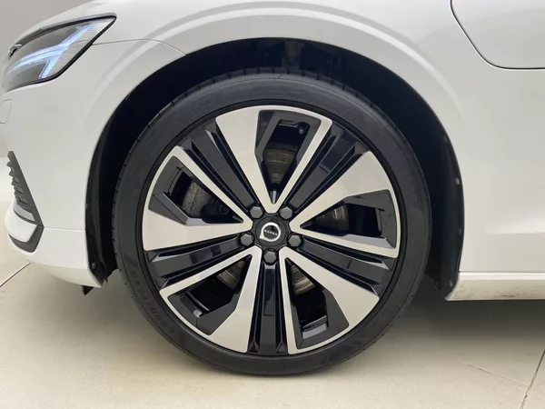Volvo V60 T6 RECHARGE BRIGHT ULTIMATE - foto 42