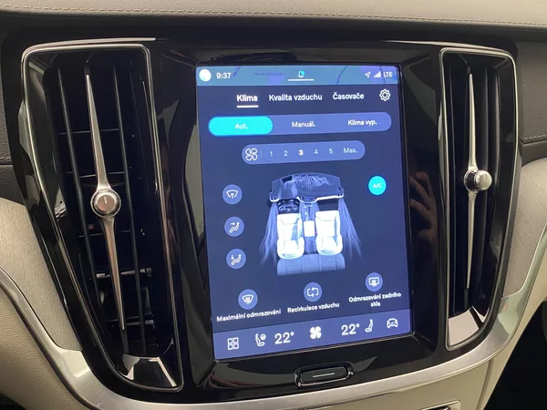 Volvo V60 T6 RECHARGE BRIGHT ULTIMATE - foto 47