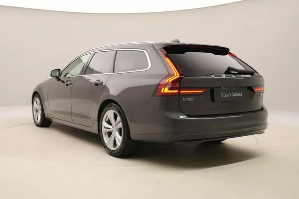 Volvo V90 B4 MOMENTUM AUT CZ - foto 11