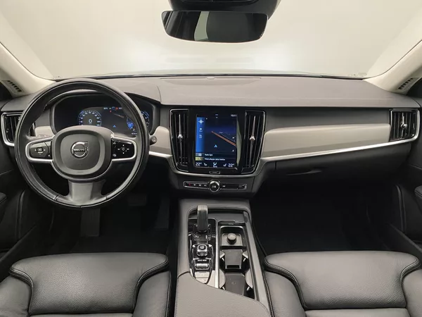 Volvo V90 B4 MOMENTUM AUT CZ - foto 2
