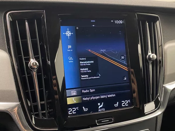 Volvo V90 B4 MOMENTUM AUT CZ - foto 39