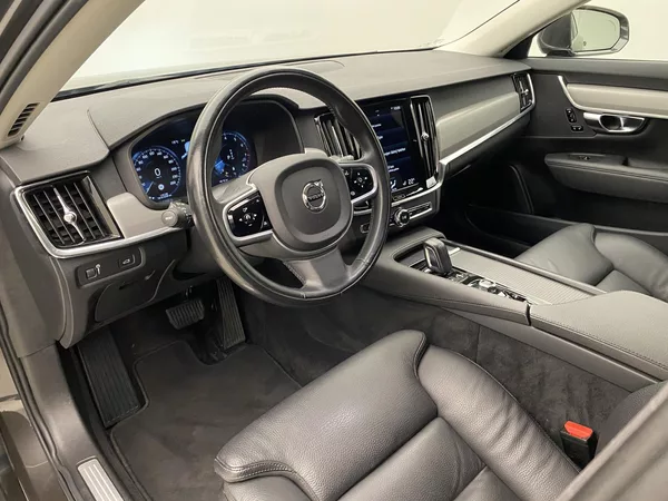 Volvo V90 B4 MOMENTUM AUT CZ - foto 4