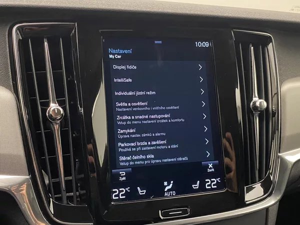 Volvo V90 B4 MOMENTUM AUT CZ - foto 45