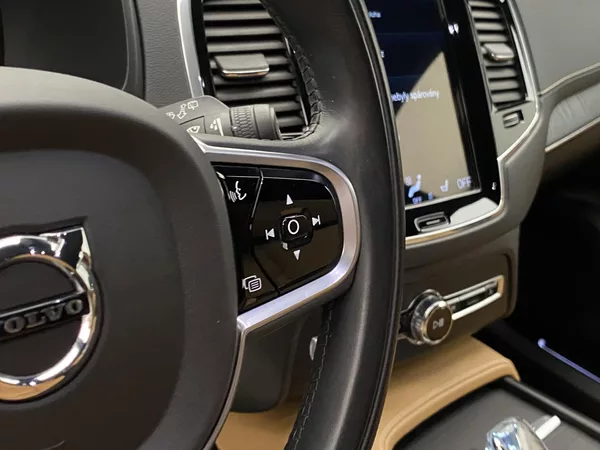 Volvo XC90 B5 AWD INSCRIPTION AUT CZ - foto 21