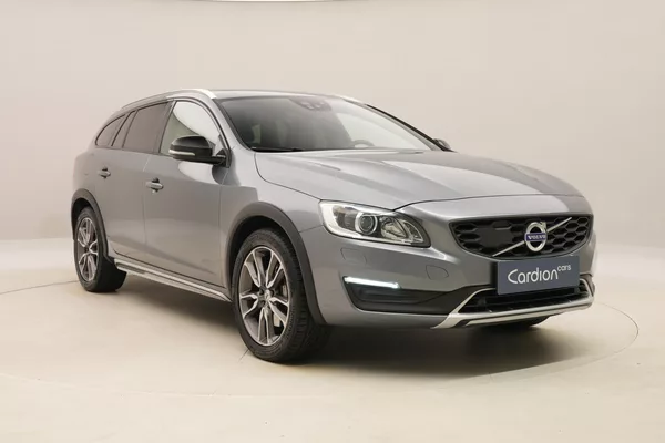 Volvo V60 CC D4 AWD SUMMUM AUT - foto 14