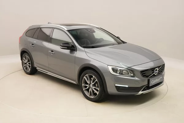 Volvo V60 CC D4 AWD SUMMUM AUT - foto 16
