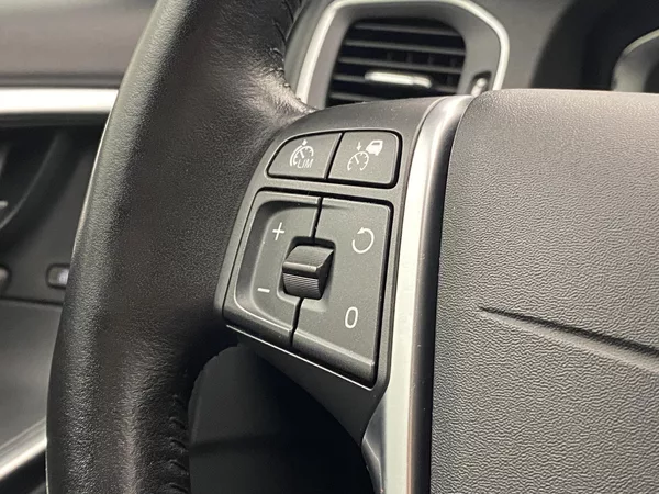 Volvo V60 CC D4 AWD SUMMUM AUT - foto 19