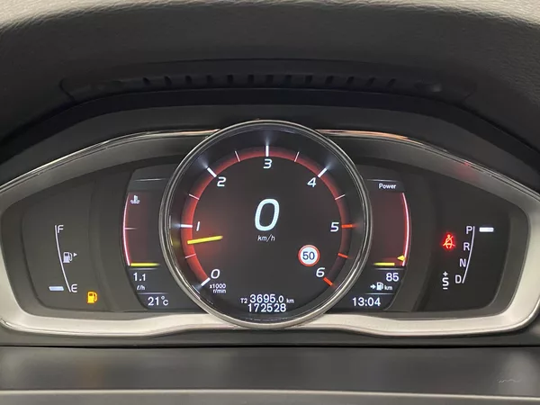 Volvo V60 CC D4 AWD SUMMUM AUT - foto 24