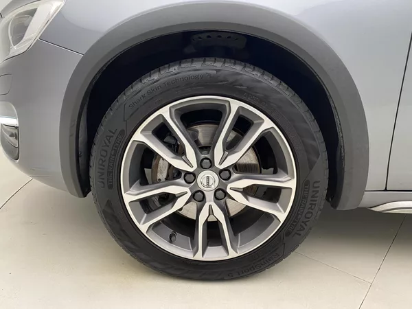 Volvo V60 CC D4 AWD SUMMUM AUT - foto 33