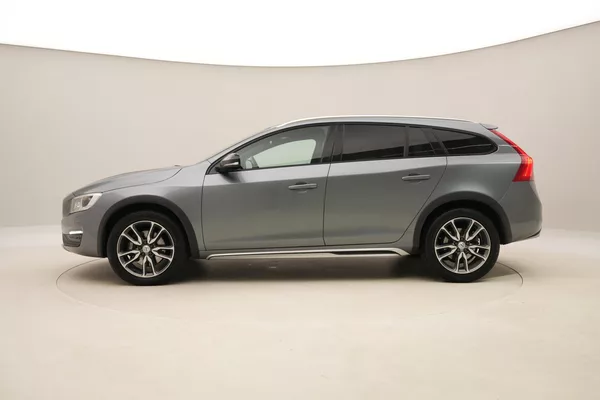 Volvo V60 CC D4 AWD SUMMUM AUT - foto 9