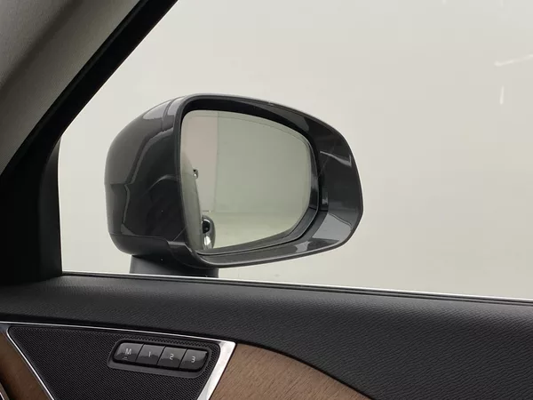 Volvo XC90 D5 AWD INSCRIPTION AUT CZ - foto 34