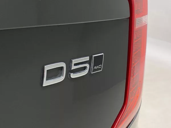 Volvo XC90 D5 AWD INSCRIPTION AUT CZ - foto 36