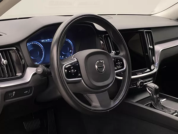 Volvo V60 D3 MOMENTUM AUT - foto 18