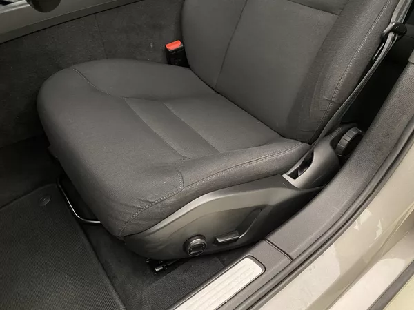 Volvo V60 D3 MOMENTUM AUT - foto 24