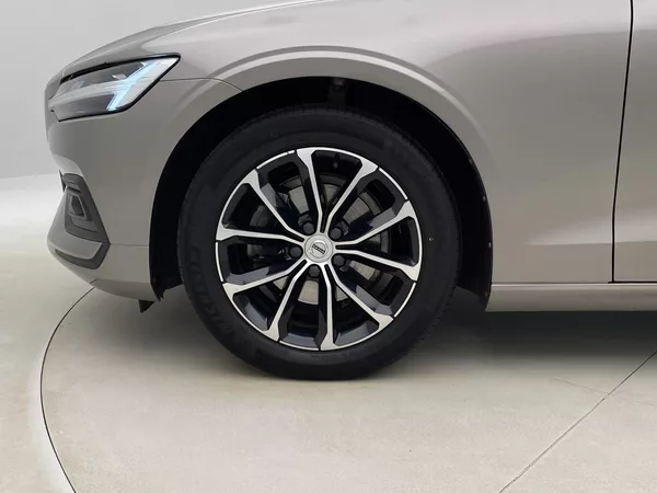 Volvo V60 D3 MOMENTUM AUT - foto 33