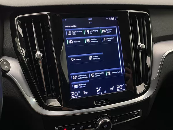 Volvo V60 D3 MOMENTUM AUT - foto 35