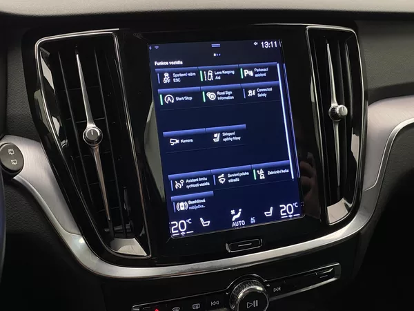 Volvo V60 D3 MOMENTUM AUT - foto 36