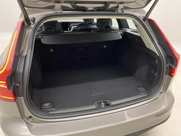 Volvo V60 D3 MOMENTUM AUT - foto 6