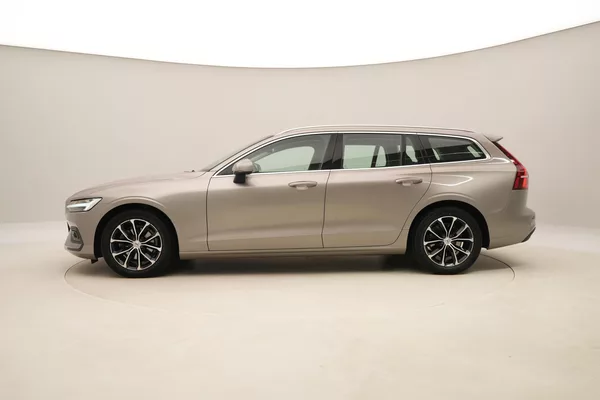 Volvo V60 D3 MOMENTUM AUT - foto 9