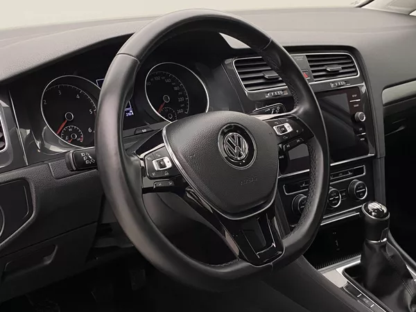 Volkswagen Golf 1.6TDI 85kW CZ - foto 18