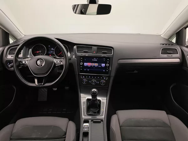 Volkswagen Golf 1.6TDI 85kW CZ - foto 2
