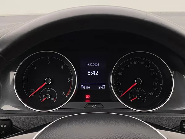 Volkswagen Golf 1.6TDI 85kW CZ - foto 25