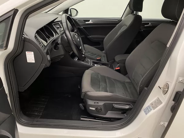 Volkswagen Golf 1.6TDI 85kW CZ - foto 3