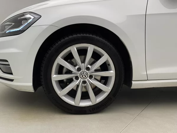 Volkswagen Golf 1.6TDI 85kW CZ - foto 30