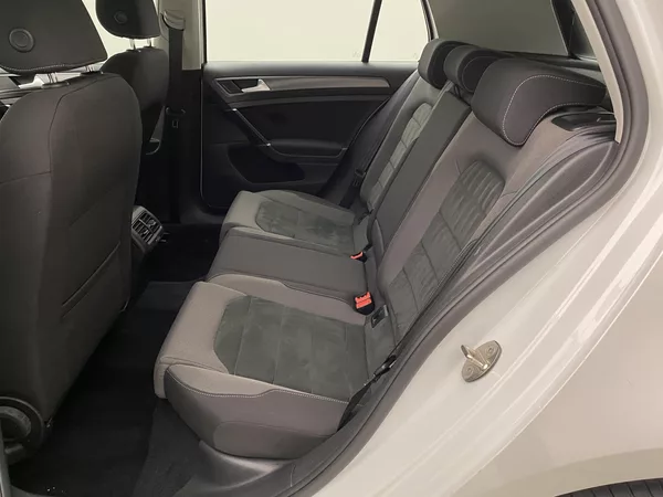 Volkswagen Golf 1.6TDI 85kW CZ - foto 5