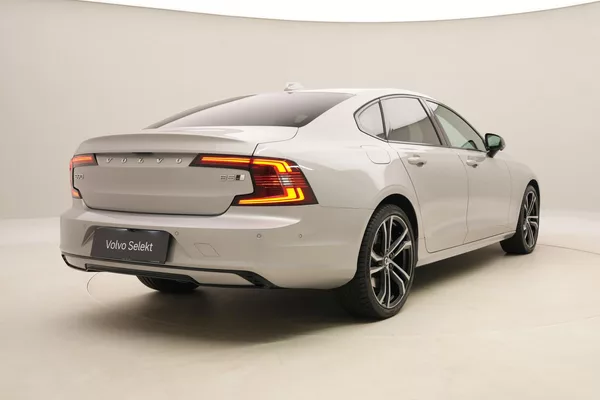 Volvo S90 B5 AWD BLACK ULTIMATE AUT CZ - foto 13