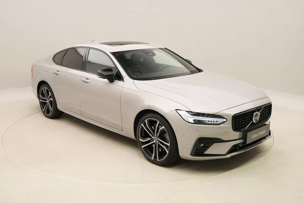 Volvo S90 B5 AWD BLACK ULTIMATE AUT CZ - foto 17