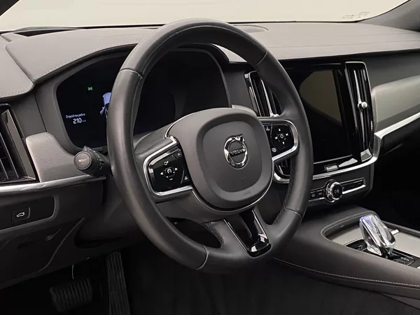 Volvo S90 B5 AWD BLACK ULTIMATE AUT CZ - foto 19