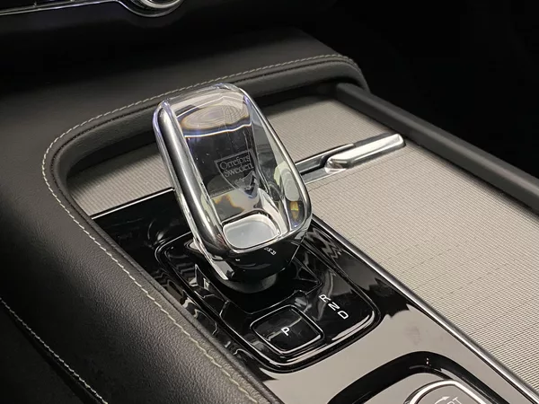 Volvo S90 B5 AWD BLACK ULTIMATE AUT CZ - foto 28