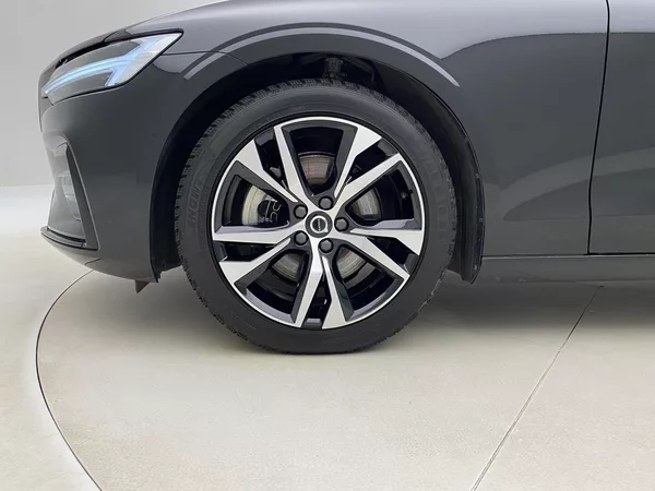 Volvo V60 B4 DARK PLUS AUT CZ - foto 35