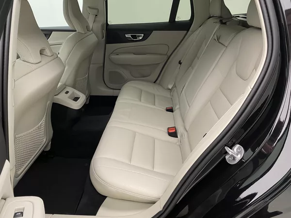 Volvo V60 B4 DARK PLUS AUT CZ - foto 5