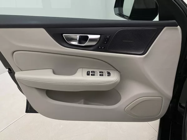 Volvo V60 B4 DARK PLUS AUT CZ - foto 7