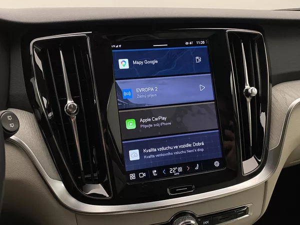 Volvo V60 B4 DARK PLUS AUT CZ - foto 8