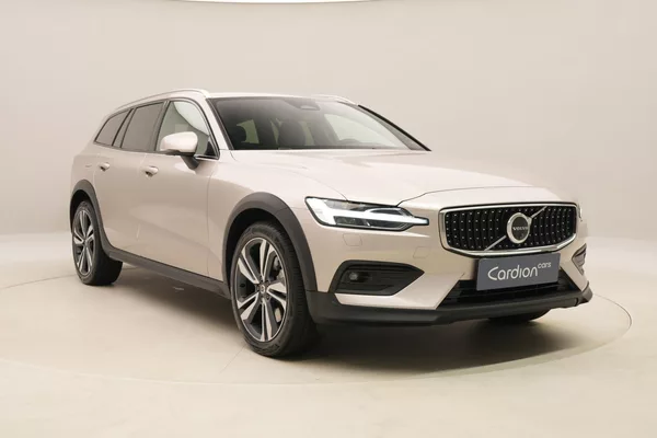 Volvo V60 CC B5 AWD BRIGHT PLUS AUT - foto 14
