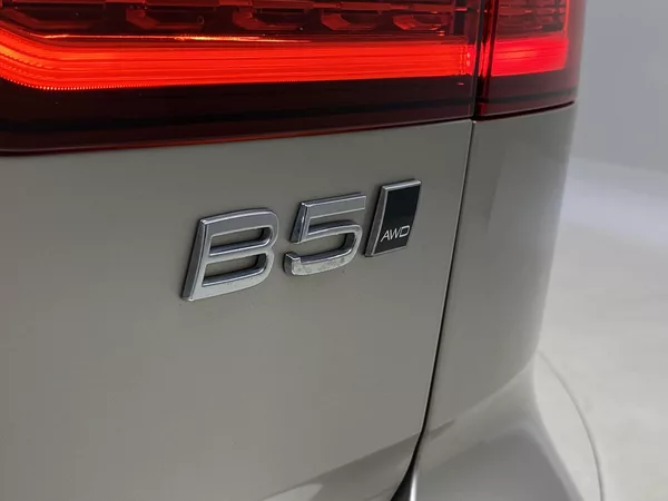 Volvo V60 CC B5 AWD BRIGHT PLUS AUT - foto 36